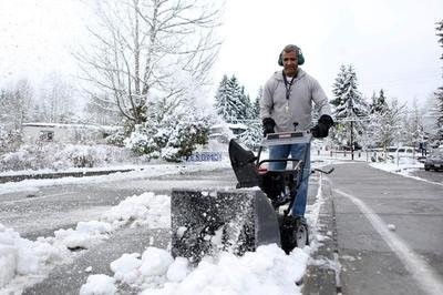 纽约严寒已致10起相关死亡 市府启动多项紧急应对措施