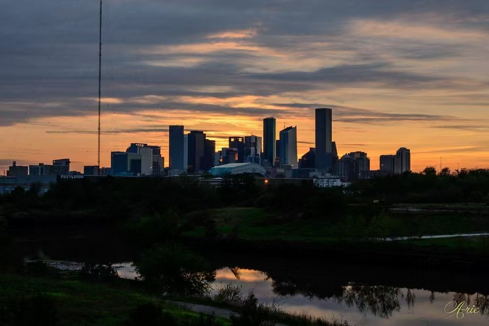 休斯顿河滨步道焕新！新增艺术装置+夜跑路线，本地人周末又有新去处