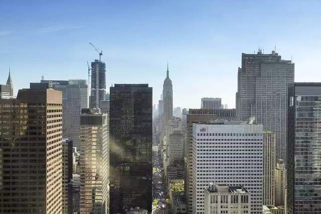 纽约：房租一年涨 18%，四成租客一半收入交给房东