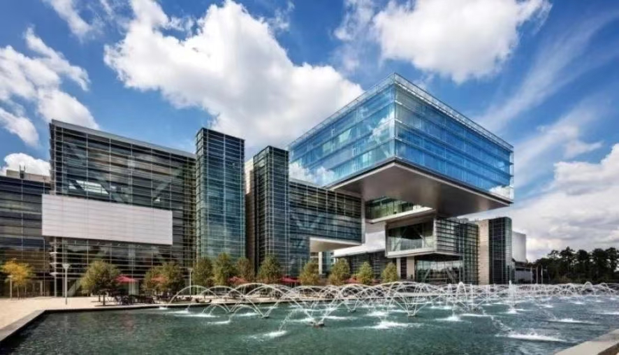 当“世界能源之都”不只有油井：经济转型，带来三大理财新思路