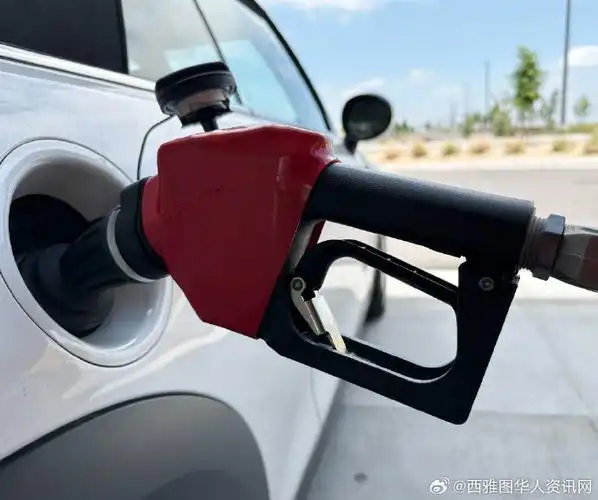 休斯顿汽油价格飙升，富人区油价居高不下