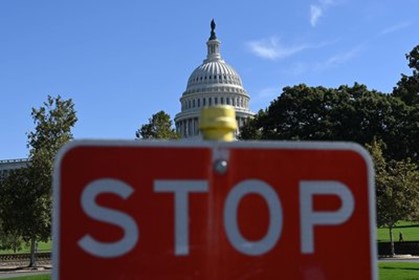 政府停摆逼近，美国报税及退税或受影响，税务律师给出应对建议