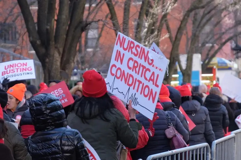 纽约近1.5万护士罢工有望落幕！两大医疗系统达成协议