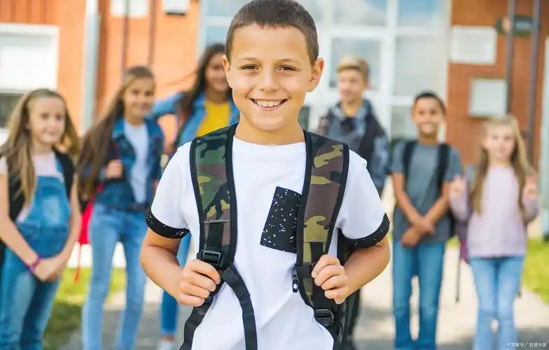 45.5万女性无奈退出职场，美国托儿费高企叠加办公政策收紧，职场妈妈深陷家庭与事业两难