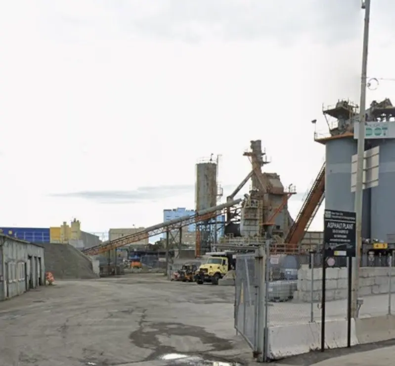 纽约皇后区沥青厂重建引争议，是刚需还是倒退？