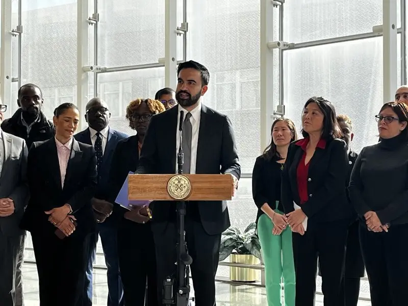 纽约发布种族平等计划，近三分之二居民收入不达标